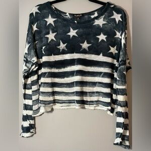 Truehitt Black & Ivory Stars & Stripes Lightweight Crop Soft Sweater Size Medium